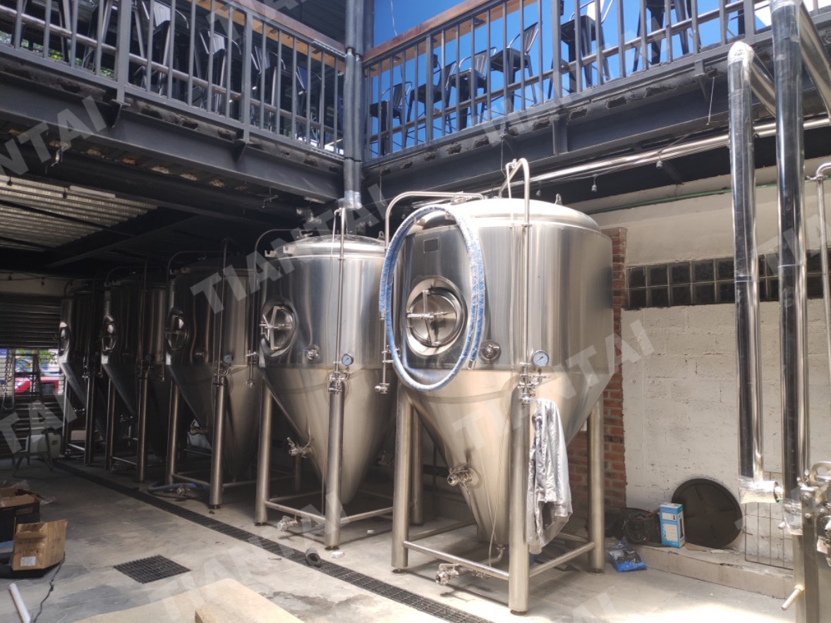 1200L Four Vessel Micro Brewing Equipment Installed in Mexico